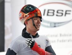 世界杯-世界杯系列赛科尔蒂纳丹佩佐站钢架雪车男子个人赛：殷正获得季军