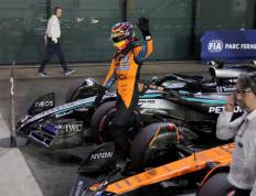 世界杯-F1卡塔尔站：大反弹！皮亚斯特里破纪录夺杆，角田裕毅首次击败维斯塔潘