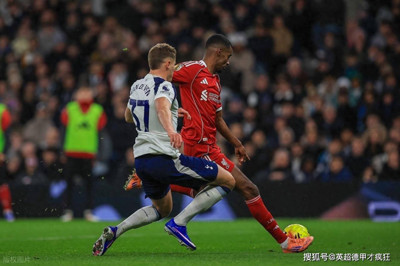 世界杯竞猜-利物浦伊萨克腓骨骨折！非洲后裔小腿纤细！阿森纳萨卡也要省着用