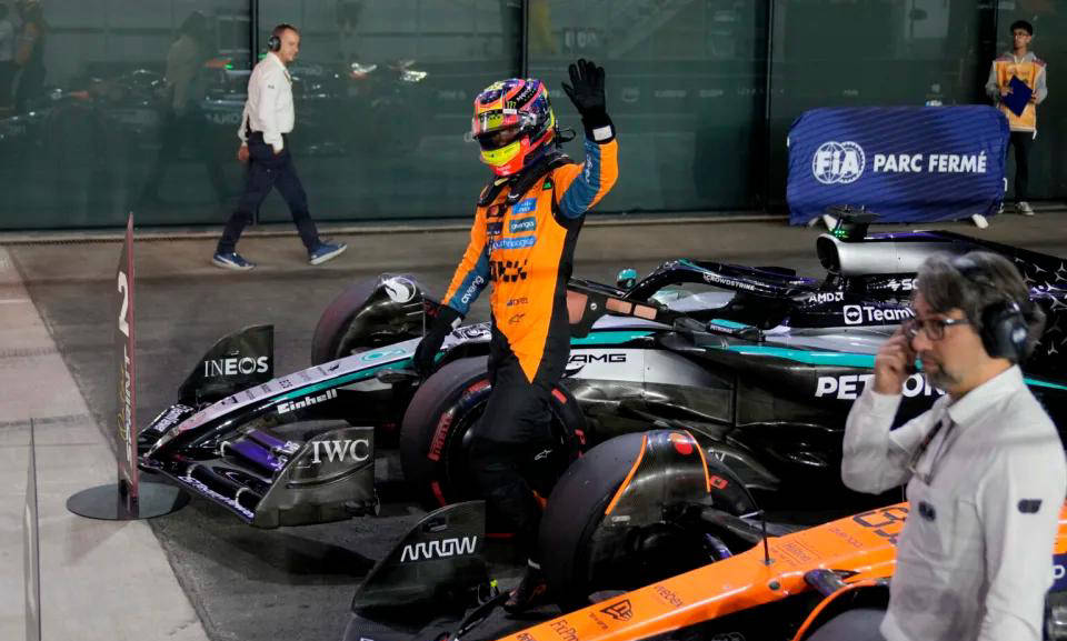 世界杯-F1卡塔尔站精彩回顾：皮亚斯特里破纪录夺杆，角田裕毅首度力压维斯塔潘